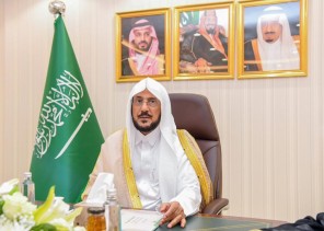 وزير الشؤون الإسلامية يناقش احتياجات فرع الوزارة بالمدينة المنورة ويؤكد على جاهزية المساجد واكتمال الخدمات