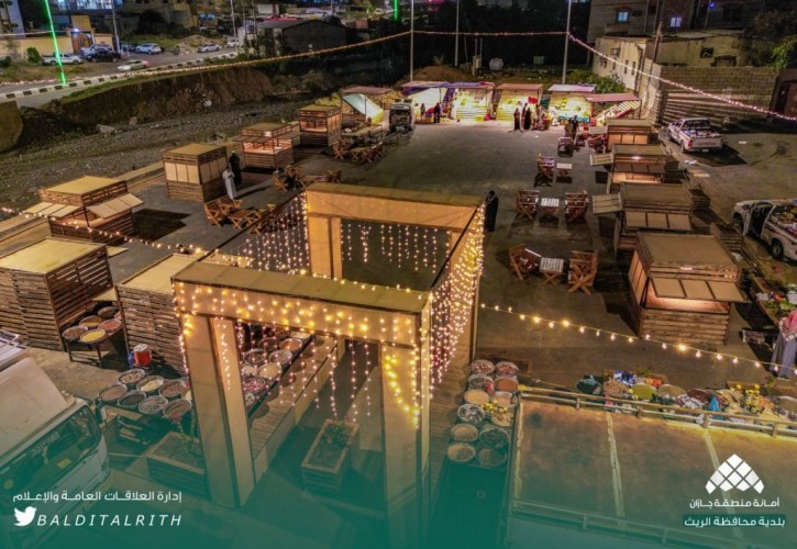 بلدية الريث” تهيأ بسطة رمضان حديثه وحاضنات للأسر المنتجة