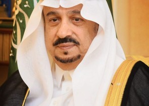 سمو أمير منطقة الرياض: يوم العلم يمثل رمزية للدولة ووحدتها وشاهداً على ما تحقق طوال تاريخها
