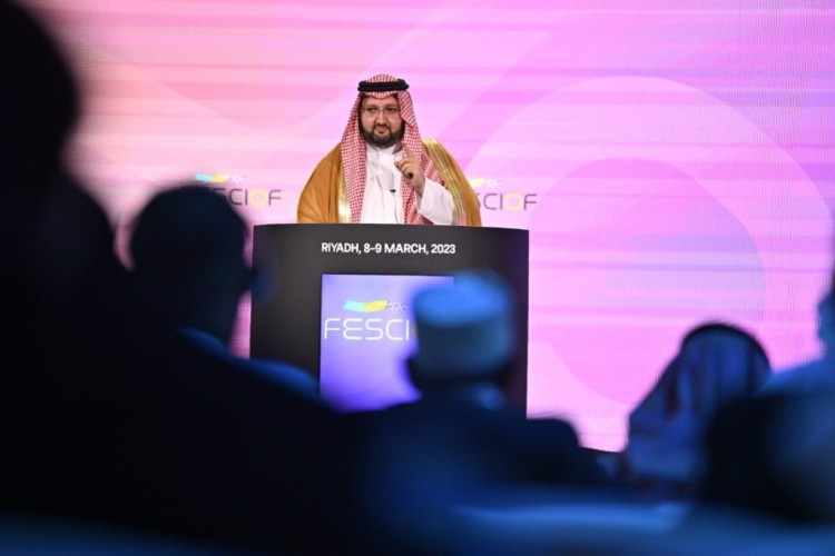 الأمير عبد العزيز بن طلال: علينا سد الفجوة الرقمية بين الاقتصادات المتقدمة والناشئة وتمكين الشباب حول العالم من امتلاك فرص متساوية