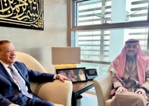 سفير خادم الحرمين بالأردن يستقبل معالي رئيس مجلس النواب الأردني السابق