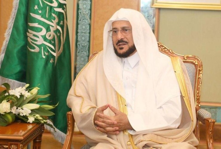 وزير الشؤون الإسلامية يعلن عن إنهاء تعيين 25,714 إماماً ومؤذناً على نظام العقود بمساجد وجوامع السعودية