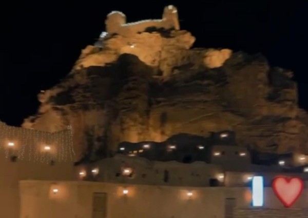 قلعة زعبل قلعة أثرية تقع شمال مدينة سكاكا في منطقة الجوف شمال المملكة العربية السعودية.