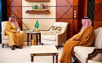 سمو أمير الشرقية يستقبل مدير فرع مركز الملك عبدالعزيز للحوار الوطني بالمنطقة