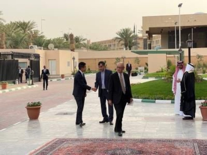 إيران تعيد فتح سفارتها في الرياض بعد 7 سنوات من القطيعة الدبلوماسية