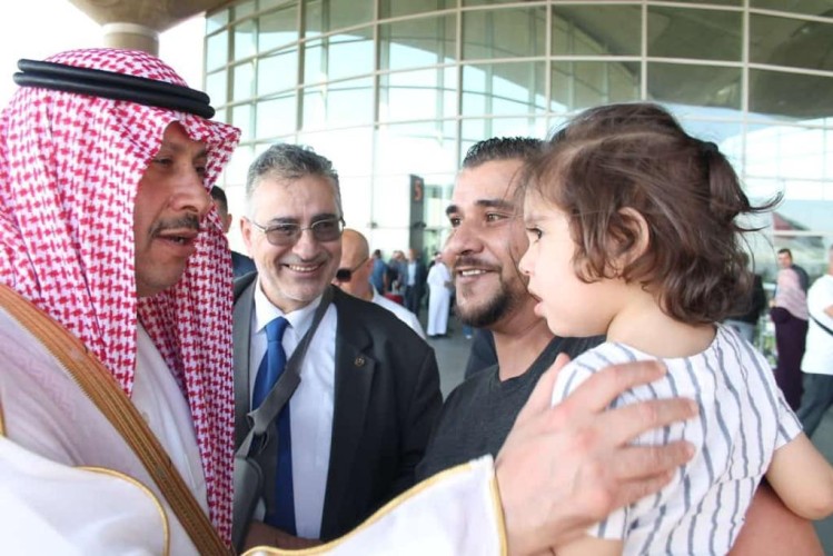 سفير المملكة بالأردن يودّع الدفعة الأولى من ضيوف خادم الحرمين من ذوي الشهداء والاسرى والجرحى الفلسطنيين