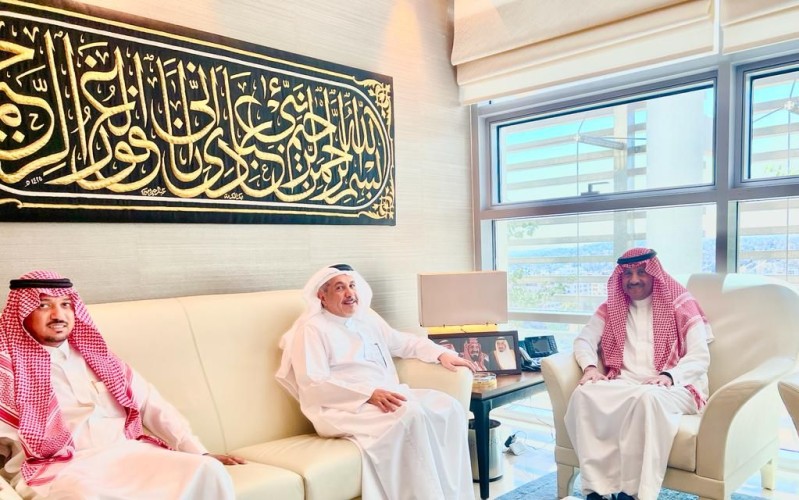 سفير خادم الحرمين بالأردن يلتقي الرئيس التنفيذي لهيئة تطوير محمية الملك سلمان بن عبدالعزيز الملكية