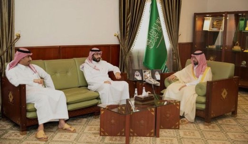 سمو محافظ الخرج يستقبل الرئيس التنفيذي لنادي الصقور السعودي