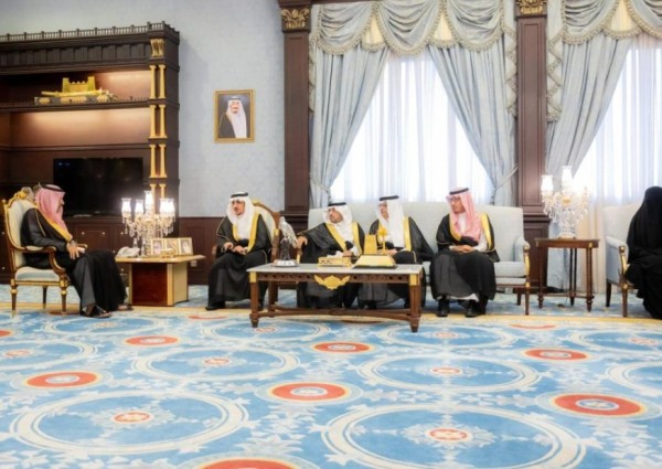 سمو أمير الباحة يستقبل رئيس جامعة الباحة وأصحاب السعادة وكلاء ووكيلة الجامعة