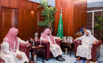 وزير الشؤون الإسلامية يستقبل الفائز بالمركز الأول بجائزة الملك عبدالعزيز الدولية لحفظ القرآن الكريم في دورتها الـ43