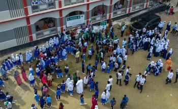 مركز الملك سلمان للإغاثة يدشن برنامج إبصار السعودية التطوعي لمكافحة العمى والأمراض المسببة له بين طلاب المدارس في بنغلاديش