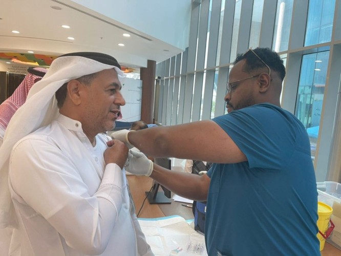 مكتب عمل الجبيل يطلق مبادرة للتطعيم ضد الانفلونزا الموسمية