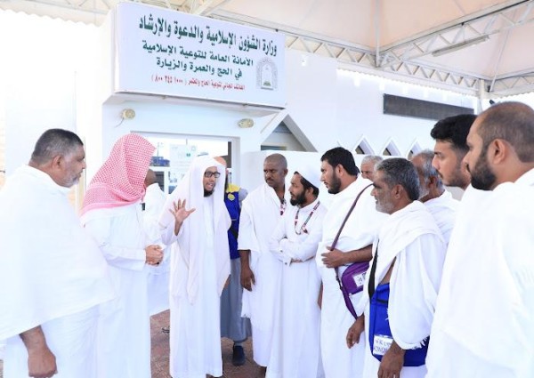 وزارة الشؤون الإسلامية تواصل تقديم الخدمات التوعوية لمرتادي مسجد الحلّ الجعرانة بمكة المكرمة