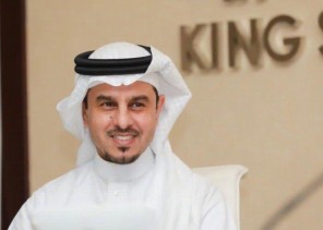 تمديد تكليف الدكتور أحمد العنزي مديرًا عامًا تنفيذياً لمدينة الملك سعود الطبية