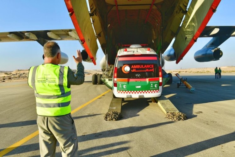 وصول الطائرة الإغاثية السعودية الثامنة لمساعدة الشعب الفلسطيني في قطاع غزة والتي يسيرها مركز الملك سلمان للإغاثة
