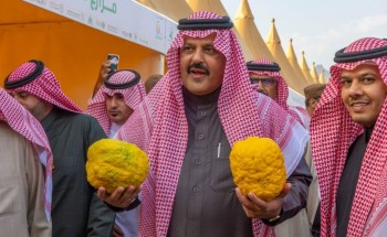 أمير حائل يفتتح مهرجان الحمضيات ويؤكد القوة الزراعية والاقتصادية للمنطقة