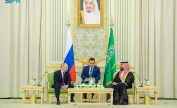 سمو ولي العهد يستقبل الرئيس الروسي ويعقدان اجتماعاً في قصر اليمامة بالرياض