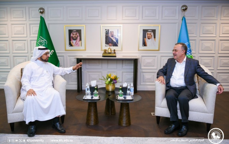معالي رئيس جامعة الملك فيصل يلتقي الرئيس التنفيذي لشركة أرامكو السعودية