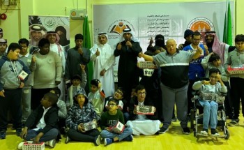 الفريق السعودي الإماراتي “ابتسامة طفل” ينظم برنامج تربوي ترفيهي  لطلاب مدارس همم بالحويلات