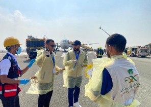 مركز صحة جدة لإدارة الازمات يشارك بـ 14 فرقة طبية و سيارات إسعاف في فرضية سقوط طائرة في مطار الملك عبدالعزيز