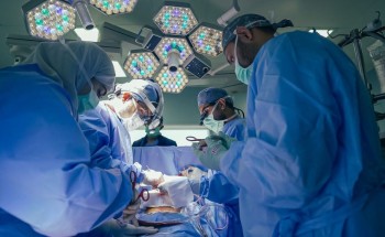 ثلاثة إجراءات طبية ضمن عملية قلب مفتوح تنقذ حياة سبعينية في عملية معقده بمدينة الملك عبدالله الطبية