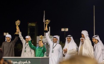 حامد بن زايد يتوج أبطال كأس صاحب السموّ رئيس الدولة