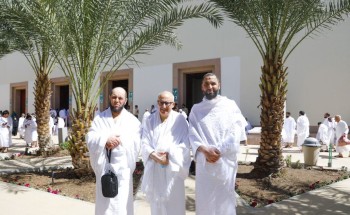 إلى مكة لأداء العمرة .. ضيوف برنامج خادم الحرمين الشريفين يغادرون المدينة المنورة