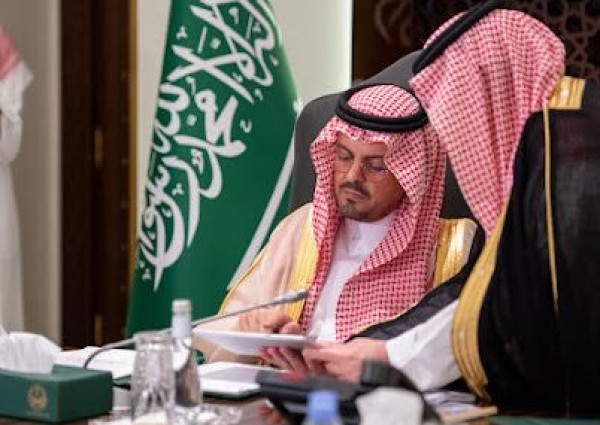 برعاية سمو أمير مكة .. نائب أمير المنطقة و بحضور وزير الصحة يدشن مستشفى الولادة و الأطفال بجدة