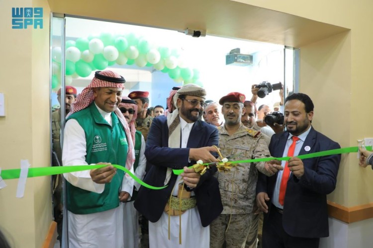 البرنامج السعودي لتنمية وإعمار اليمن يفتتح حزمة مشاريع تنموية في محافظة مأرب