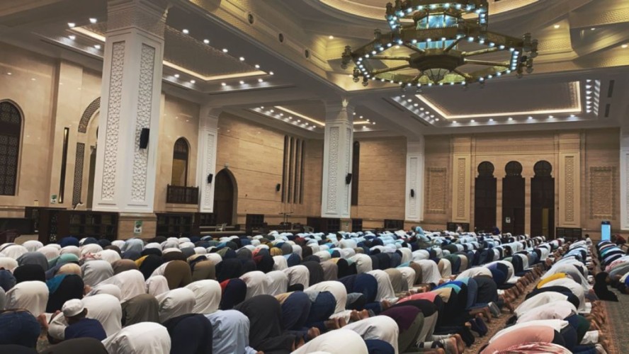 الشؤون الإسلامية في جازان تُنفذ أكثر من ١٦٠٠ جولة رقابية على مساجد وجوامع المنطقة منذ مطلع الشهر الفضيل