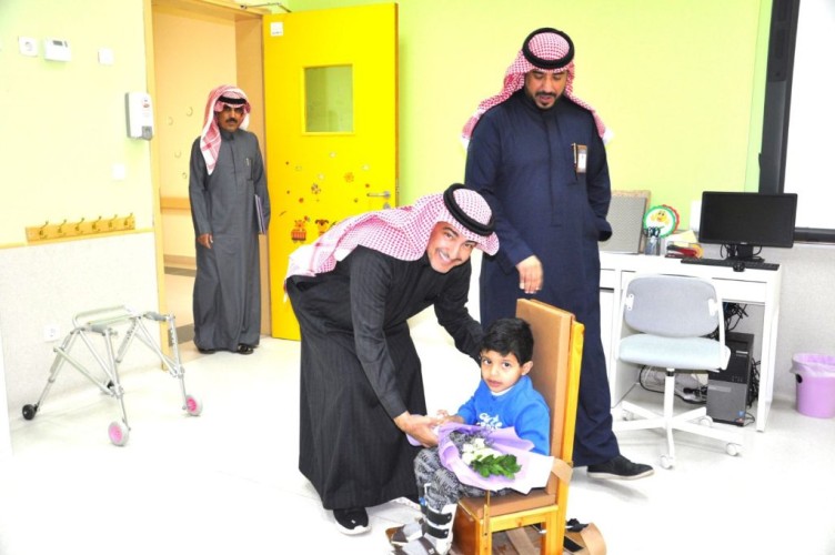 “الهذلول” يتكفل بتغطية علاج طفلين في مركز الملك سلمان للأطفال ذوي الإعاقة بحائل