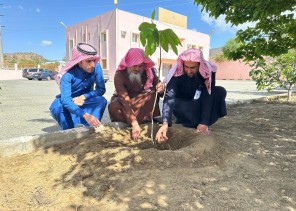 “الأمر بالمعروف” بالباحة يشارك في يوم مبادرة السعودية الخضراء