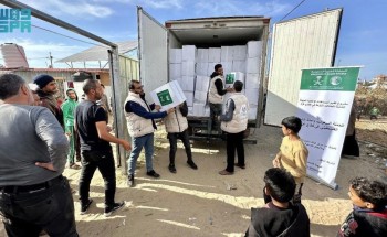 مركز الملك سلمان للإغاثة يواصل توزيع المساعدات الإنسانية للمتضررين في قطاع غزة