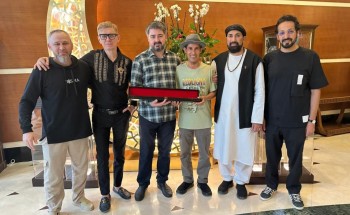 منتدى البريكس الدولي يكرم الفنان السعودي الضامن في غروزني