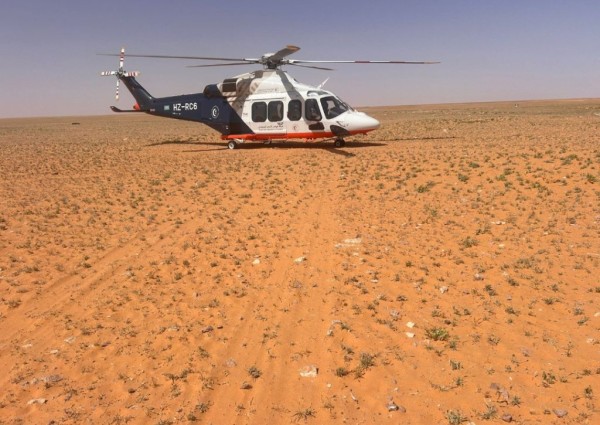 الإسعاف الجوي بالجوف ينقل مصاب تعرض لحادث دهس في منطقة صحرواية  خلال 10دقائق