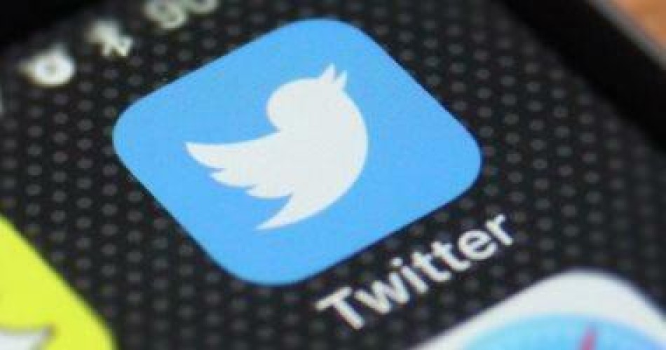 تحديث جديد لـ”تويتر” يتيح كشف حالة المستخدم “متصل” والشركة تتلقى انتقادات