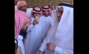 فيديو.. وزير التعليم يعزي ذوي الطالب معتز الحارثي