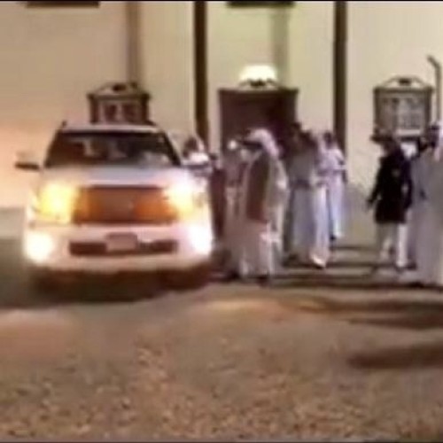 مواطنون بـ”نجران ” يودعون مقيم مصري بإهدائه سيارة “سيكويا “!