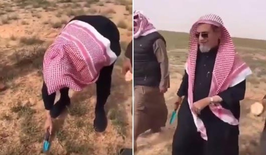 فيديو.. إمام الحرم المكي الشيخ صالح بن حميد يشارك في جمع الفقع