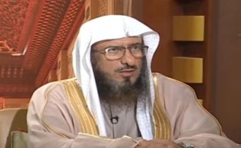 الشيخ سليمان الماجد يوضح حكم لبس الباروكة من باب الزينة للرجل والمرأة (فيديو)