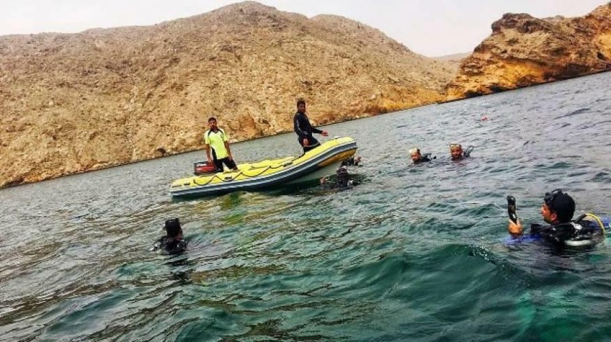 عمان: غرق شابين عمانيين أثناء إنقاذهما فتاتين سعوديتين في واد بظفار
