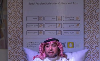” الشادي” يُحلّق بالشعر عالياً على مسرح جمعية الثقافة والفنون بجدة