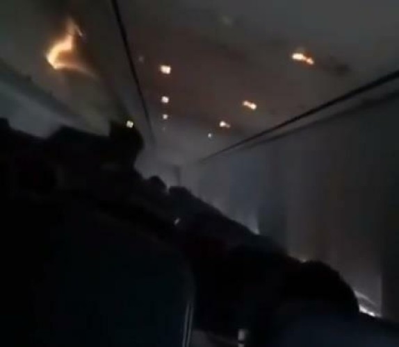 حقيقة فيديو اللحظات الأخيرة لركاب الطائرة الإندونيسية