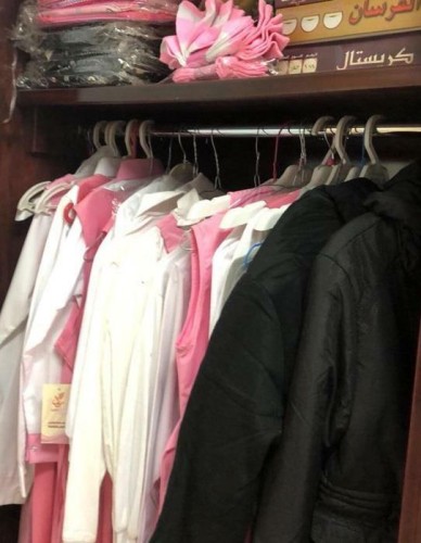 مدرسة ابتدائية بالطائف توفر لطالباتها ملابس شتوية