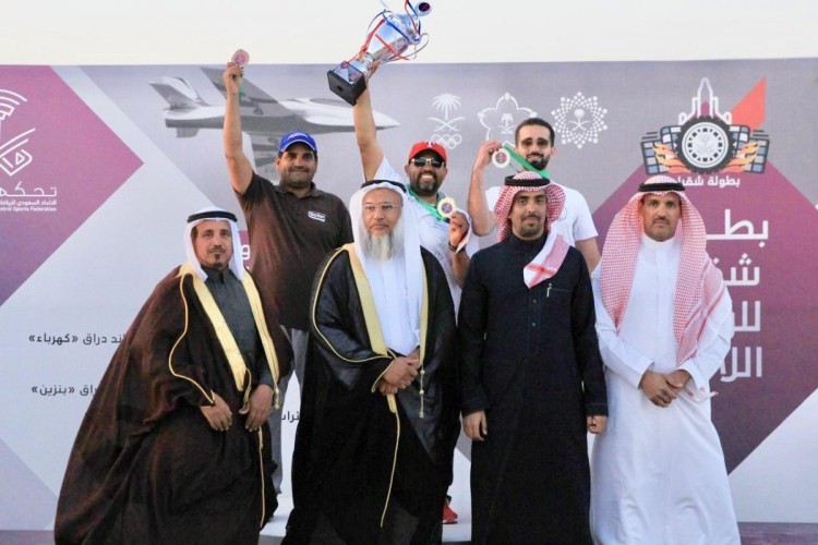 رئيس الاتحاد السعودي للرياضات اللاسلكية يتوج الفائزين في بطولة شقراء