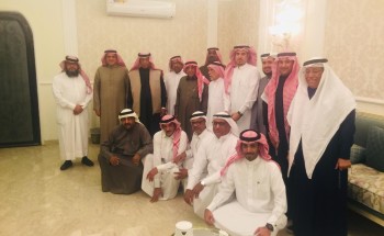 إدارة النهضة تقوم بزيارة عبدالرزاق الدوسري أول رئيس للنادي