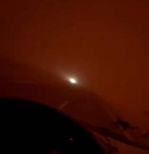 فيديو.. عاصفة ترابية تضرب محافظة الرس وتحول نهارها ليلاً