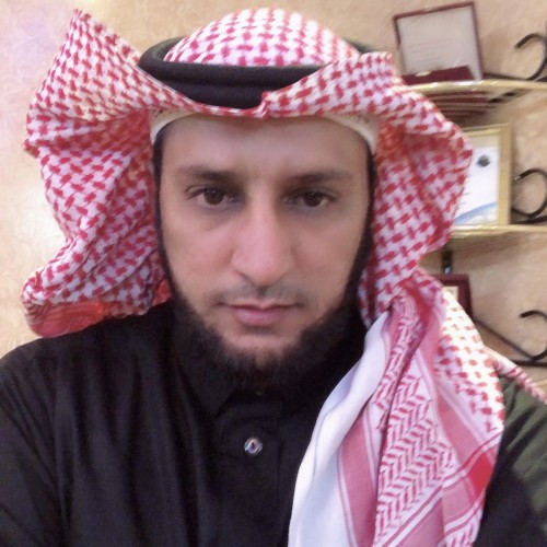 «محافظة هروب تكرم الإعلامي بن مرشد»
