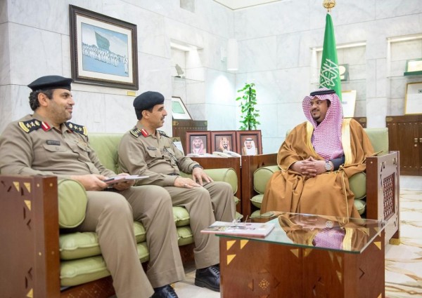 نائب أمير الرياض يستقبل مدير السجون بالمنطقة