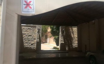 أمانة تبوك” تتفاعل مع شكوى سكان حي ضد “مسؤول” أغلق شارعًا عامًّا وضمه إلى ممتلكاته